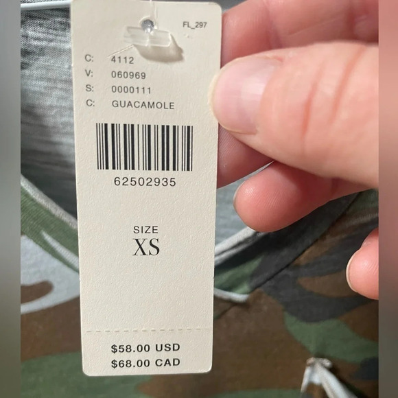 Anthropology Camouflage T-Shirt By t. La, Size Extra Small, NWOT - Picture 6 of 7